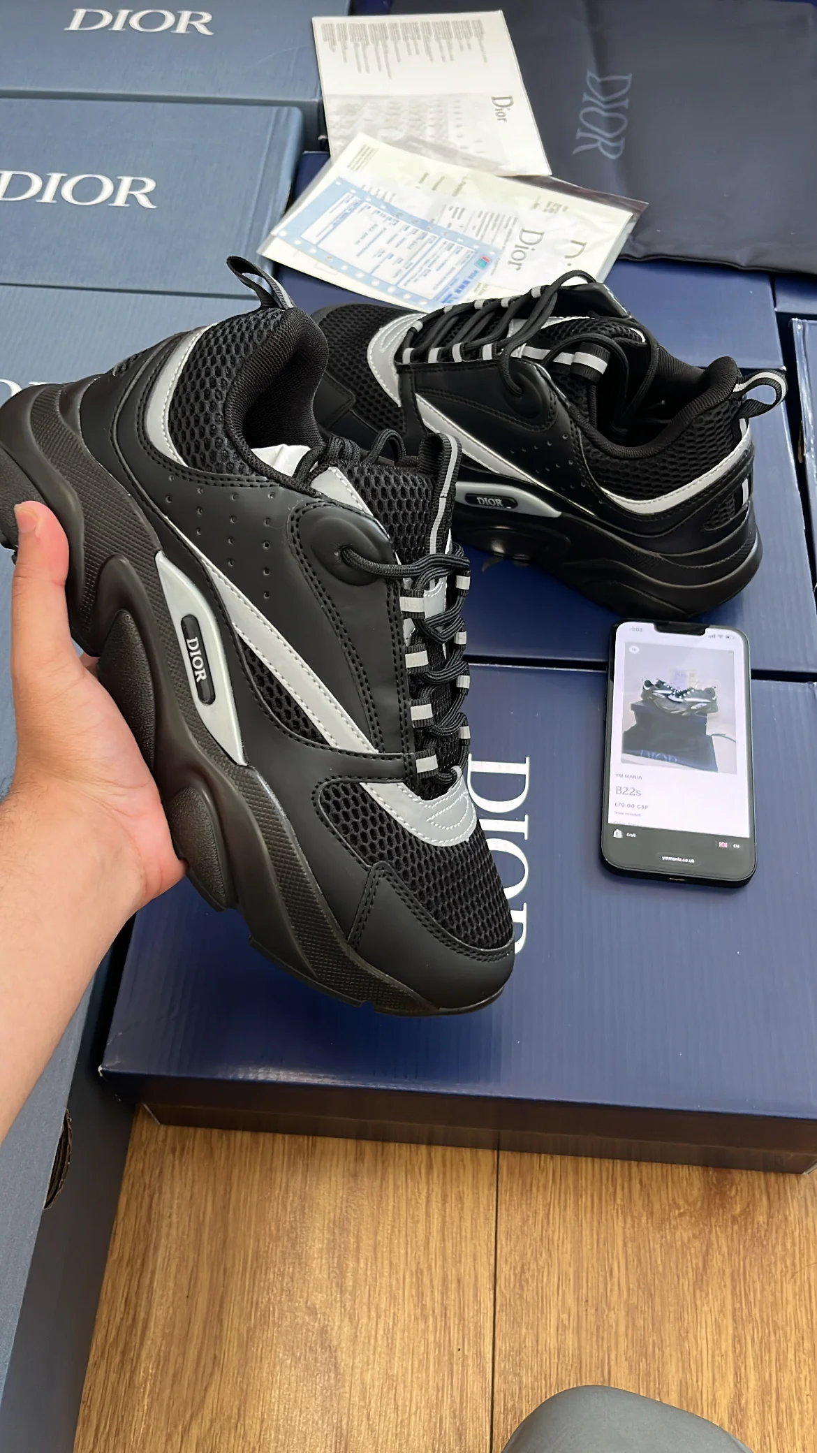 Shoes & Trainers